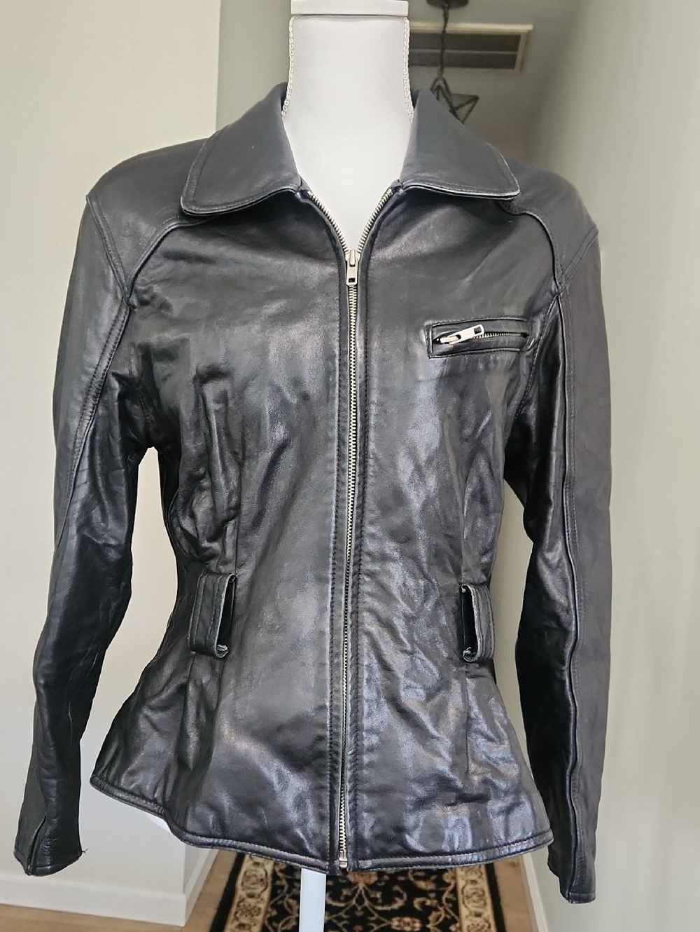 VINTAGE 80s Shoulder Pad Belted Tannery West Women's Black Leather Jacket M